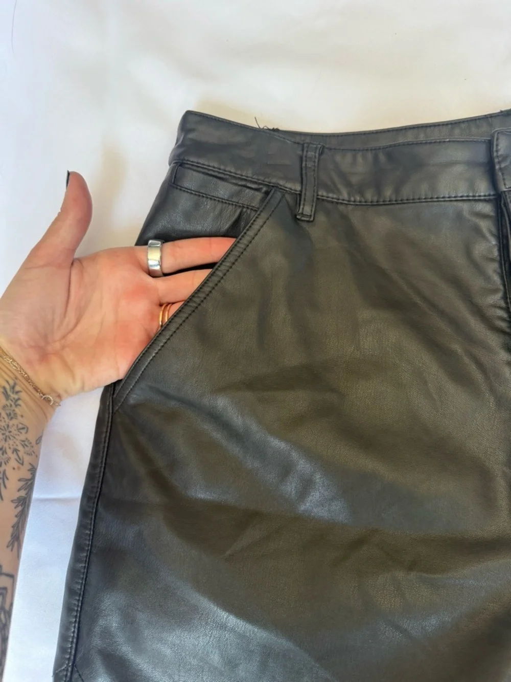 Free People Lita Black Vegan Leather High Rise Shorts Size 12